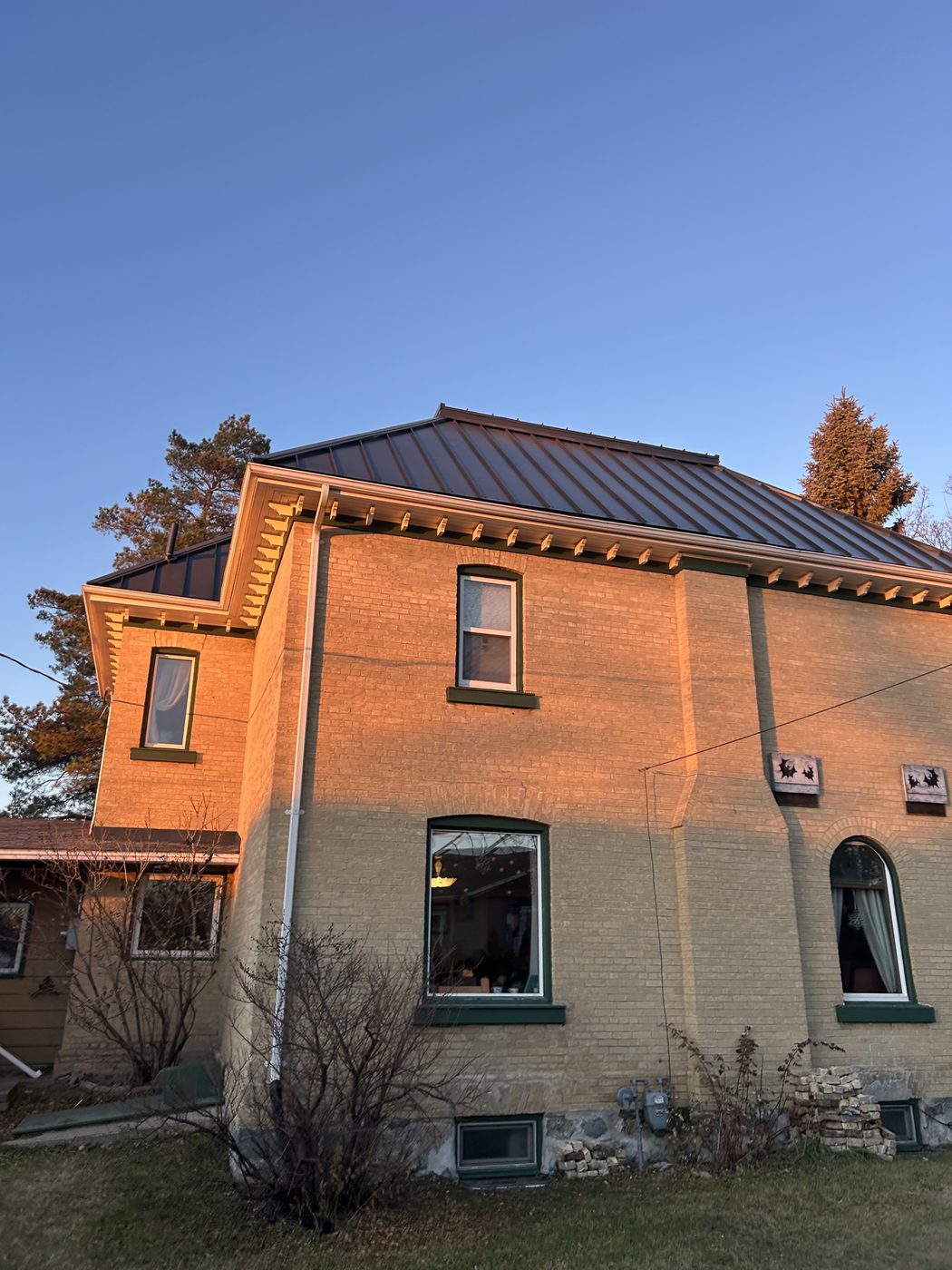 A D.T Roofing roof near Killarney, Manitoba